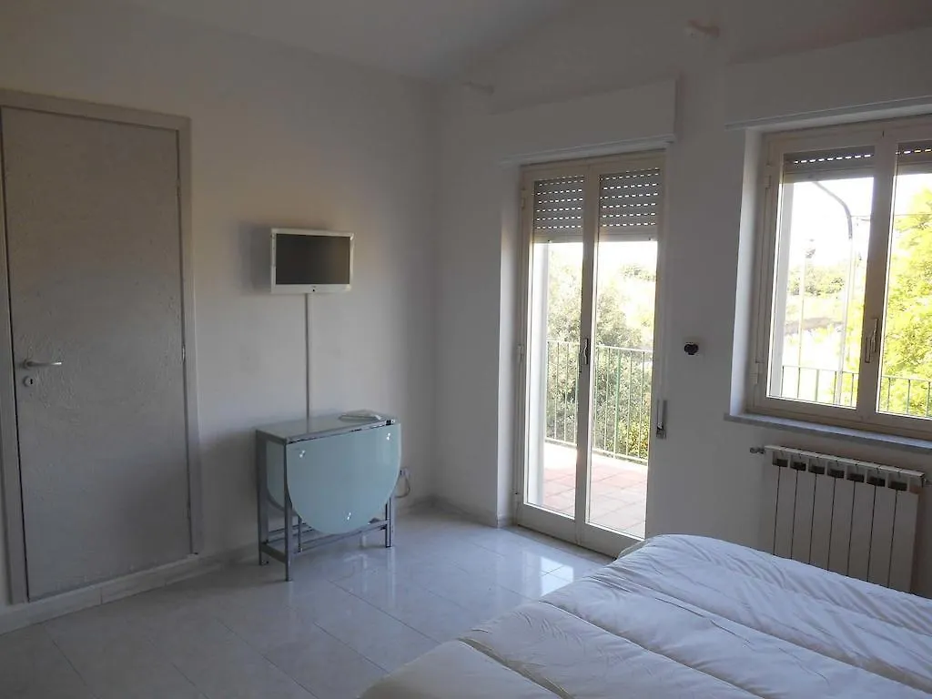 Villa Hibiscus Giardini Naxos